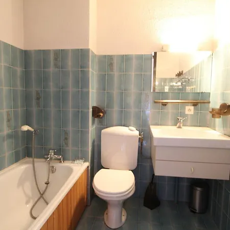 4 Pers. Proche Pistes Et Commerces, Balcon, Parking Arâches