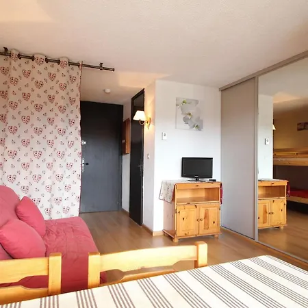 Appartement 4 Pers. Proche Pistes Et Commerces, Balcon, Parking Arâches
